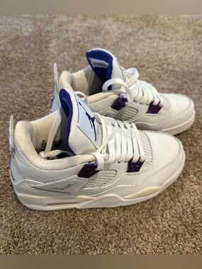 Jordan 4 Retro Metallic Purple